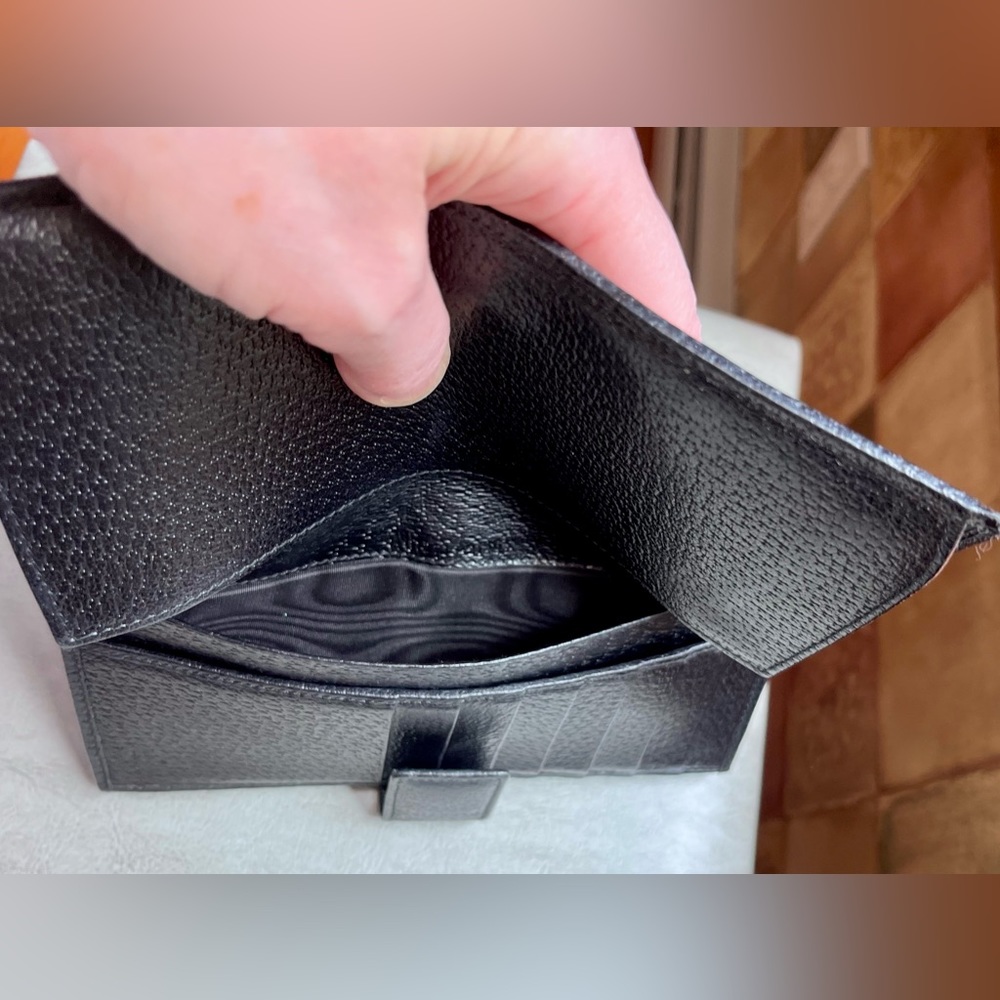 GUCCI Black Supreme Canvas and Leather Wallet - Picture 9 of 16